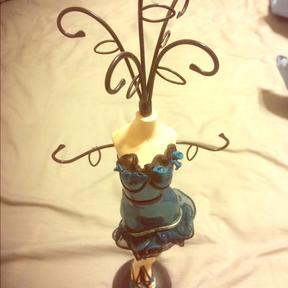 Jewelry stand